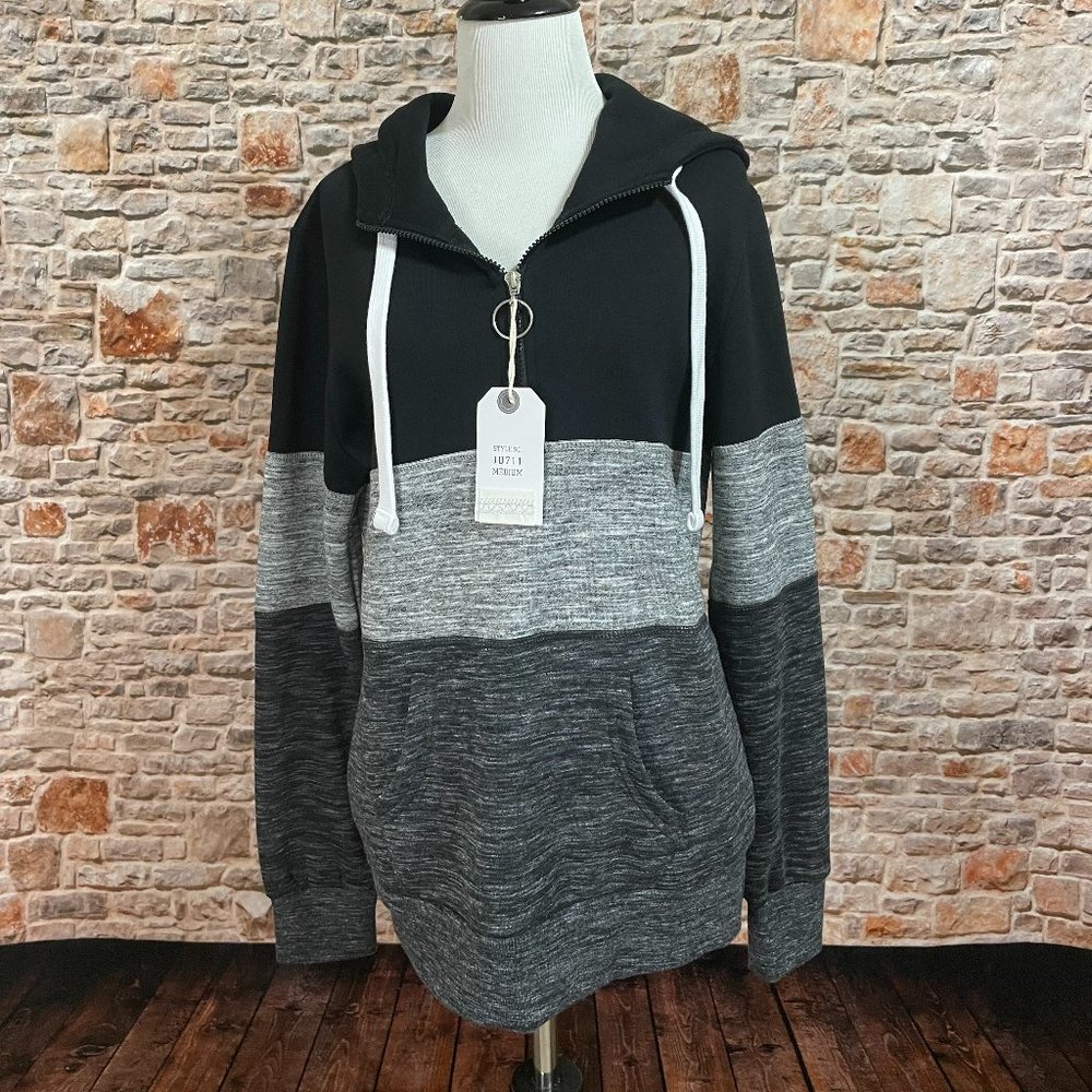 NWT Reflex Color Block Pullover Hoodie in Black